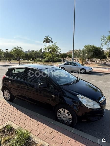 Negro Usado 2007 Opel Corsa Enjoy Berlina | 2990 € (Precio justo) - Imagen 1/4