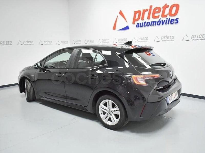Usado Toyota Corolla Business Edition 122 CV (89 kW) 2022 Negro Berlina