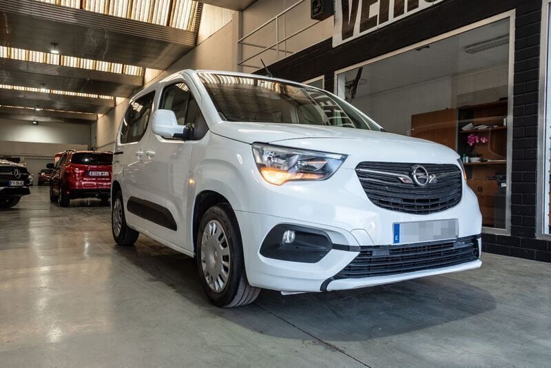 Usado Opel Combo Life Edition+ 102 CV (75 kW) 2020 Blanco Monovolumen