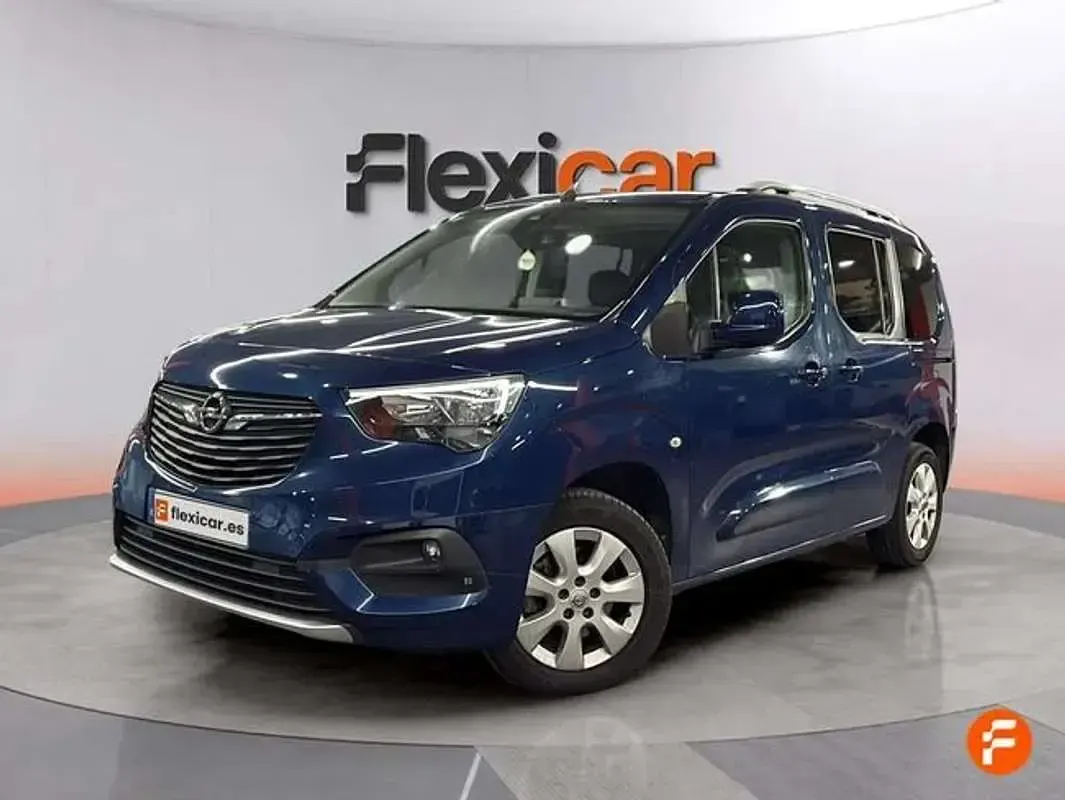 Usado Opel Combo Edition 131 CV (96 kW) 2021 Azul Monovolumen