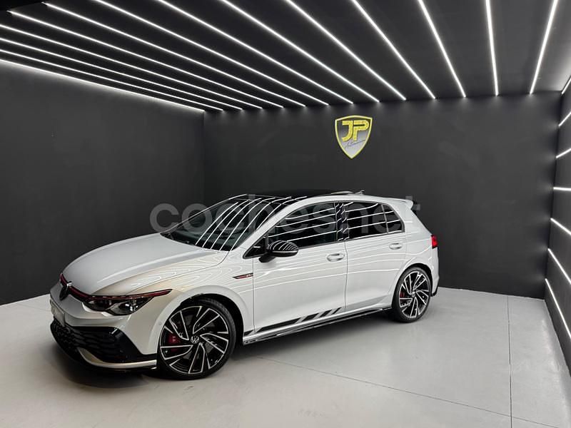 Usado VW Golf VII GTI Clubsport 301 CV (221 kW) 2021 Gris / plata Utilitario
