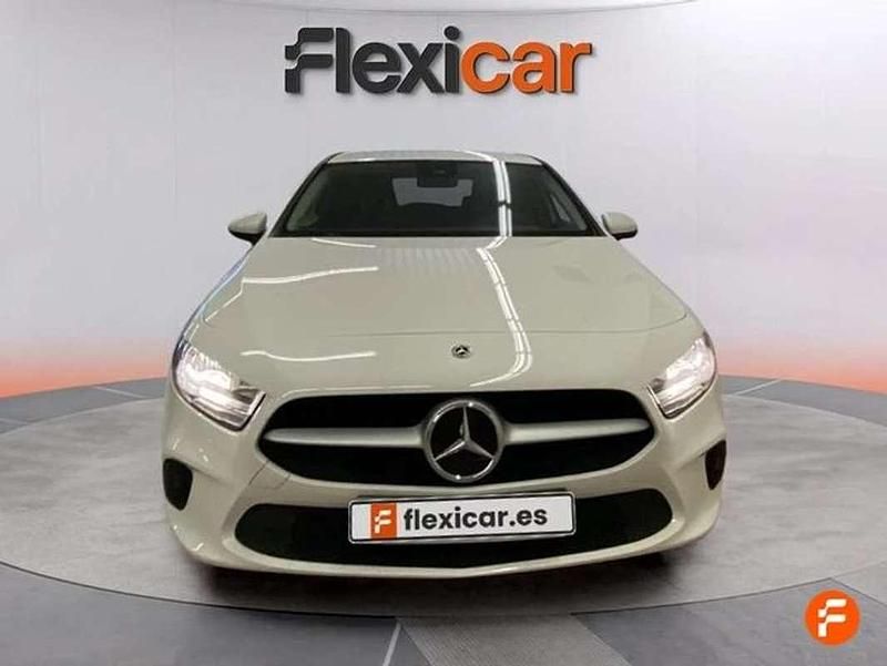 Usado Mercedes A200 163 CV (119 kW) 2022 Blanco Berlina