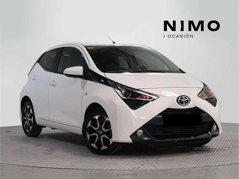 Xblanco classic Usado 2021 Toyota Aygo X-play Utilitario | 12.900 € (Precio justo) - Imagen 1/4