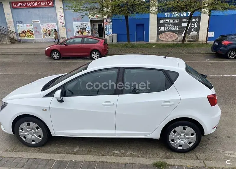Käytetty Seat Ibiza Reference 90 HP (66 kW) 2016 Valkoinen Sedan