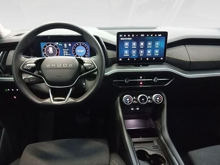 Usado Skoda Kodiaq Selection 150 CV (110 kW) 2025 Gris SUV