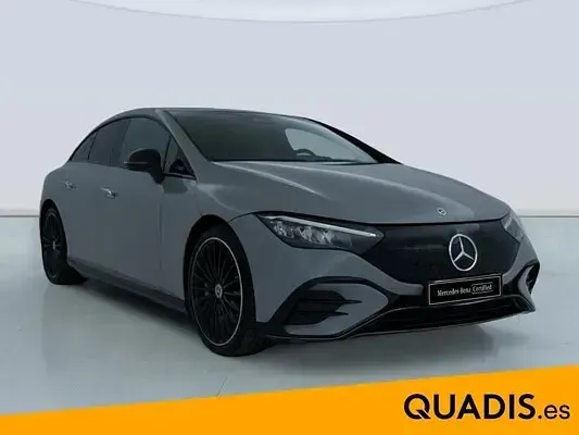 Usado Mercedes EQE350 214 kW (292 CV) 2023 Manufaktur gris alpino Berlina