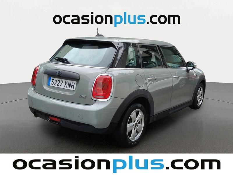 Usado Mini ONE 102 CV (75 kW) 2018 Gris Utilitario