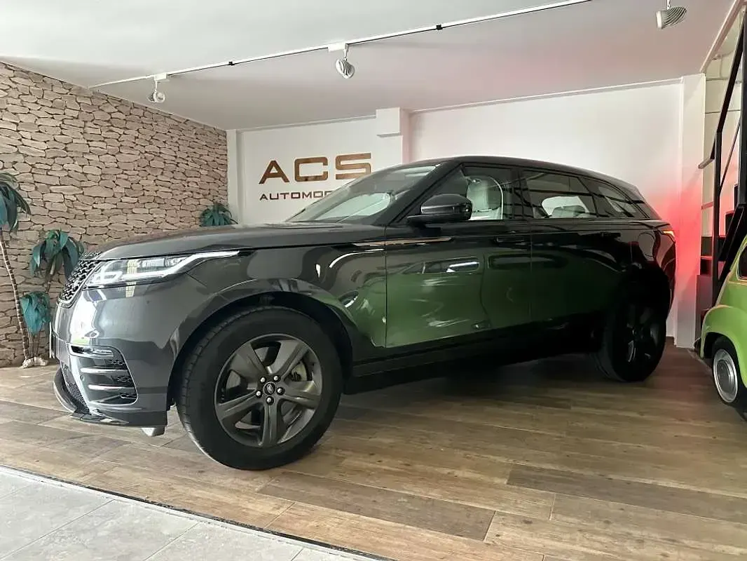Usado Land Rover Range Rover Velar R-Dynamic 404 CV (297 kW) 2023 Negro SUV