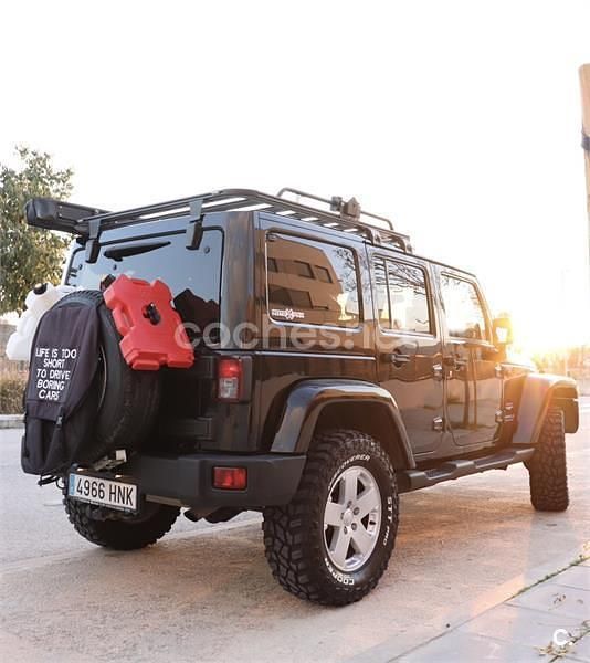 Usado Jeep Wrangler Unlimited Sahara 200 CV (147 kW) 2012 Negro SUV