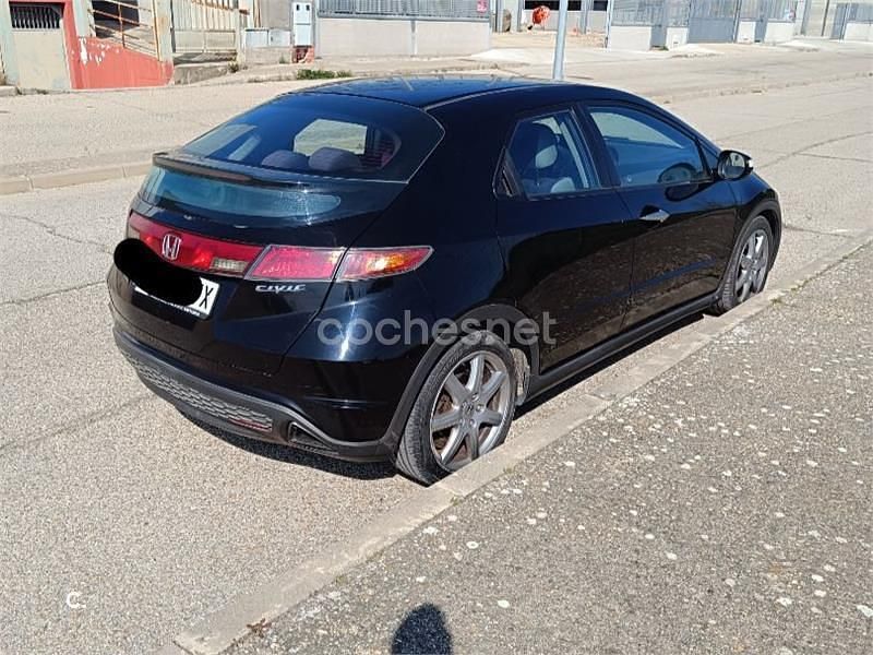 Usado Honda Civic Sport 140 CV (102 kW) 2007 Negro Berlina