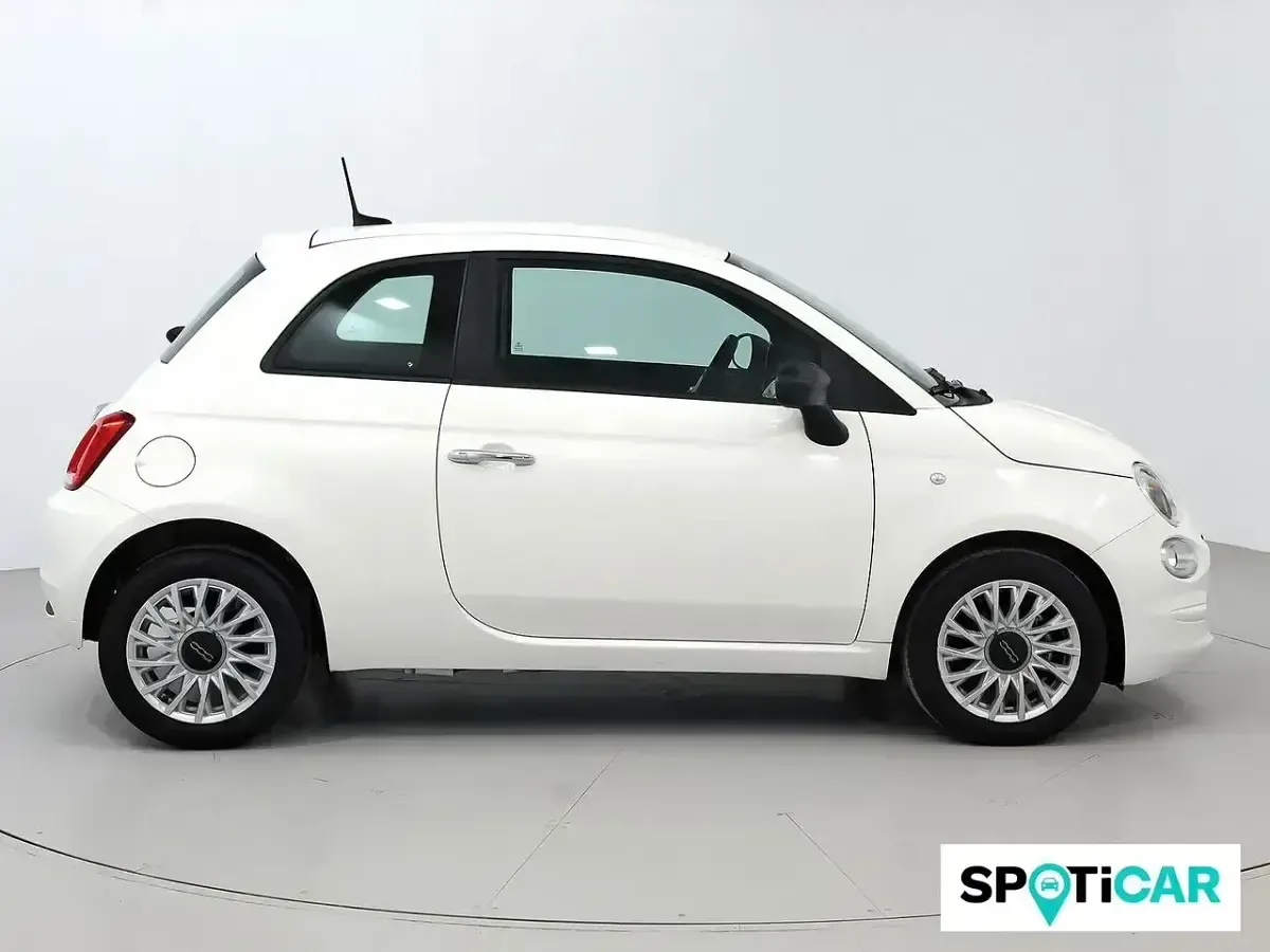 Usado Fiat 500 71 CV (52 kW) 2021 Blanco Utilitario
