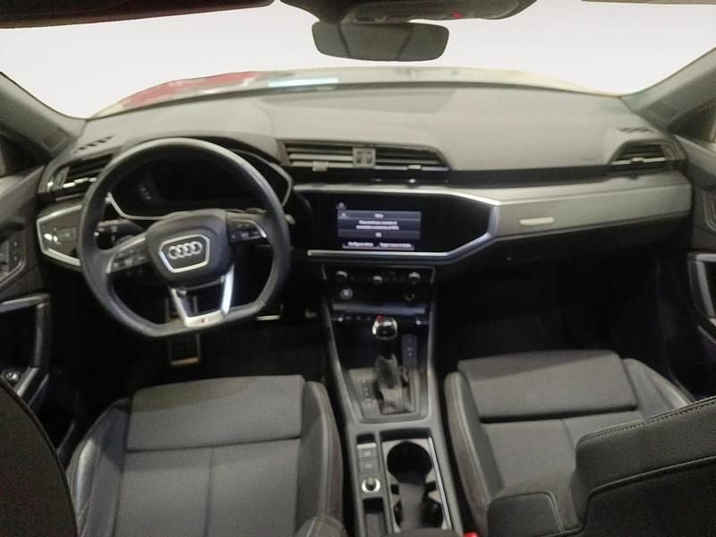 Usado Audi Q3 S-Line 150 CV (110 kW) 2022 Gris/plata SUV