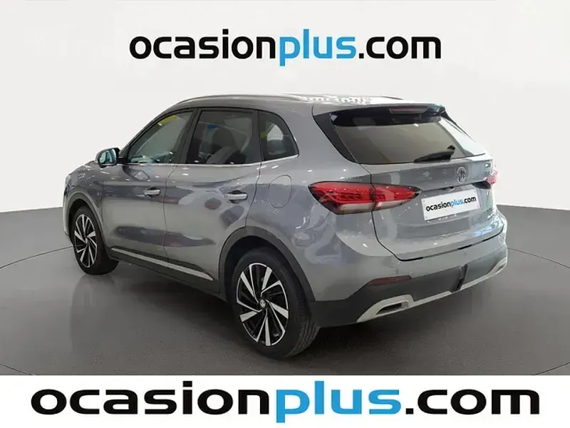 Usado MG ZS Luxury 197 CV (144 kW) 2025 Gris / plata SUV