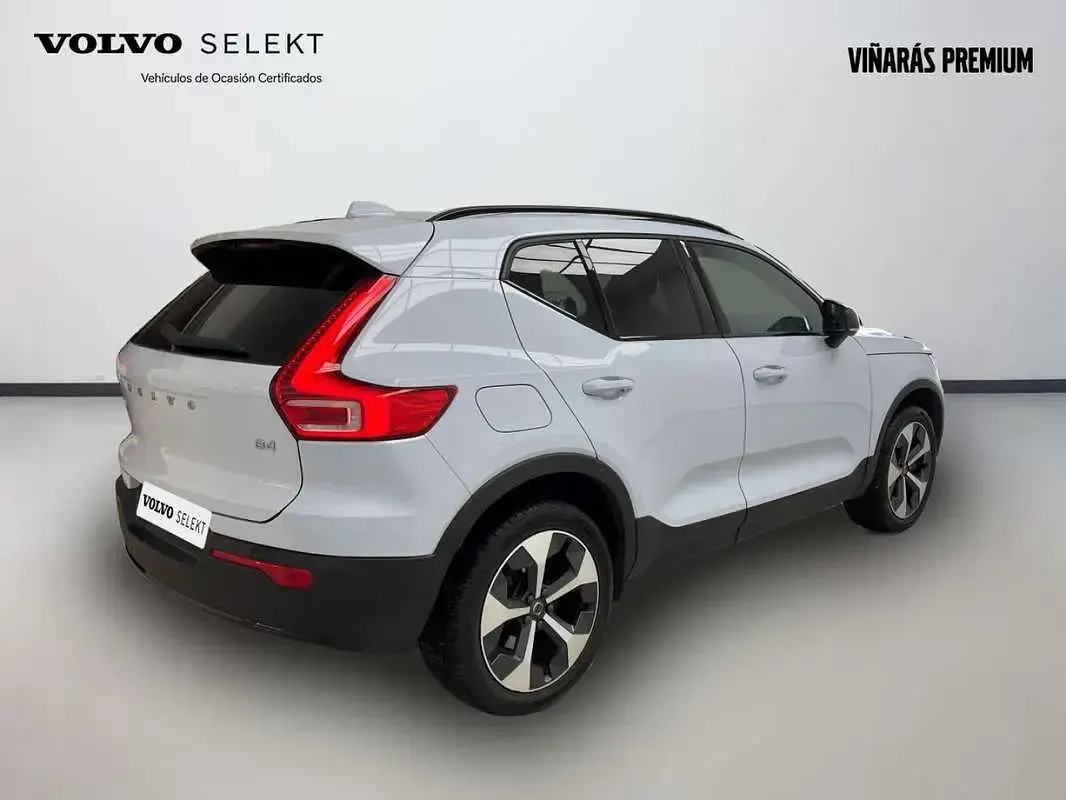 Usado Volvo XC40 Plus 197 CV (144 kW) 2024 Azul SUV