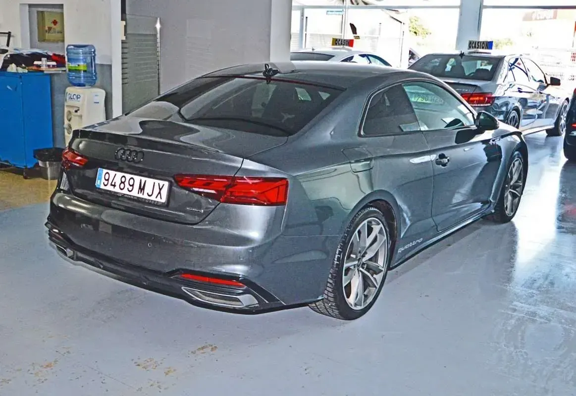 Usado Audi A5 S-Line 204 CV (150 kW) 2023 Gris Coupe