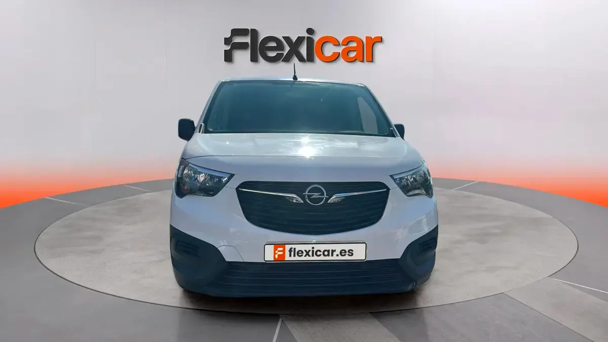 Usado Opel Combo Selective 75 CV (55 kW) 2019 Blanco Monovolumen