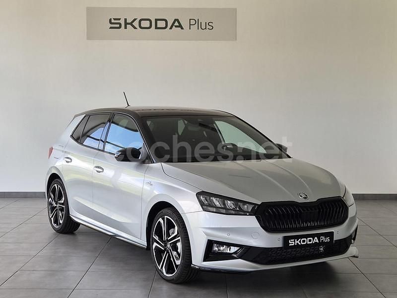 Gris / plata Nuevo 2025 Skoda Fabia Monte Carlo Utilitario | 26.900 € (Caro) - Imagen 1/4