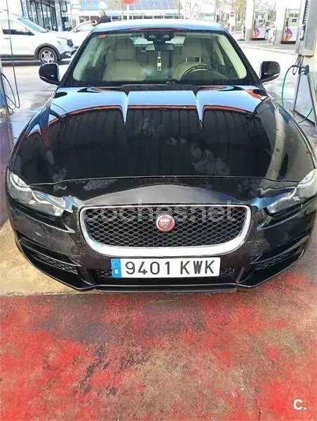 Usado Jaguar XE Portfolio 180 HP (132 kW) 2016 Preto Sedan