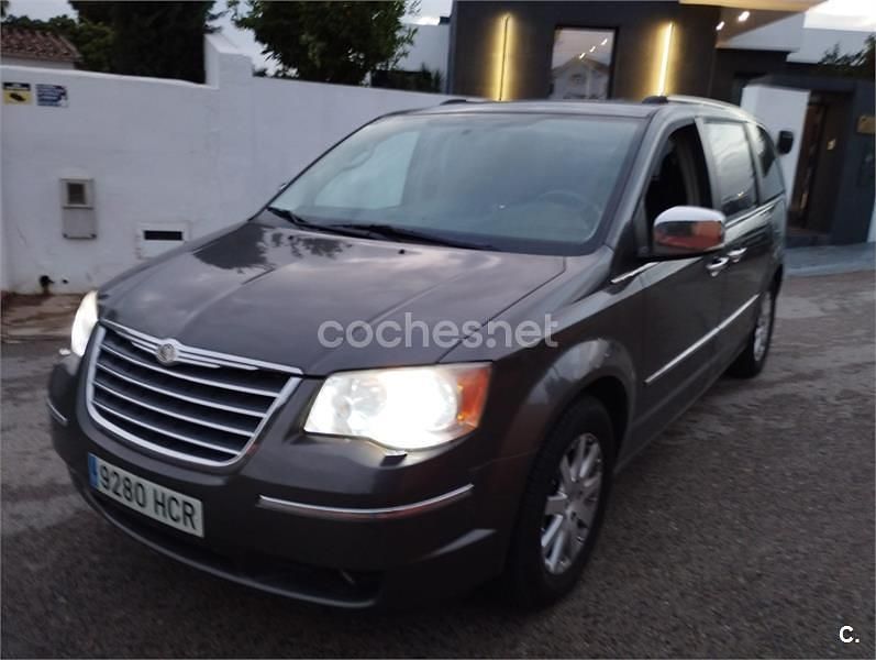 Marrón Usado 2011 Chrysler Grand Voyager Limited Monovolumen | 8500 € (Buen precio) - Imagen 1/4