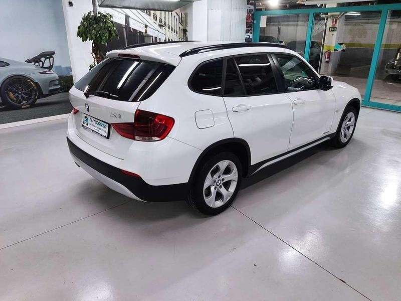 Usado BMW X1 Shadowline 177 CV (130 kW) 2012 Blanco SUV