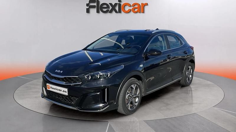 Usado Kia XCeed 120 CV (88 kW) 2023 Negro SUV