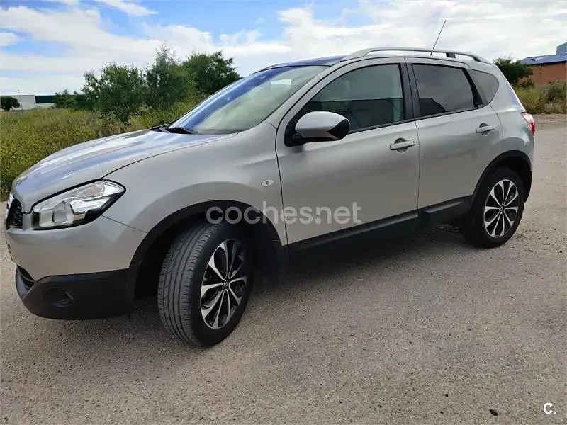 Usado Nissan Qashqai Tekna 150 CV (110 kW) 2012 Blanco SUV