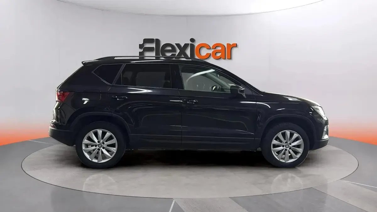 Usado Seat Ateca Style 116 CV (85 kW) 2019 Negro SUV