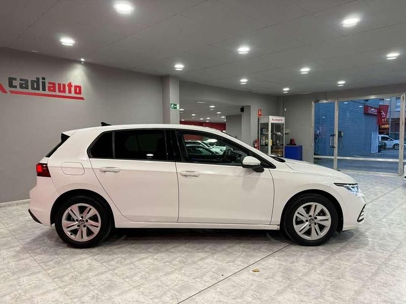 Usado VW Golf VIII 110 CV (80 kW) 2023 Blanco Utilitario