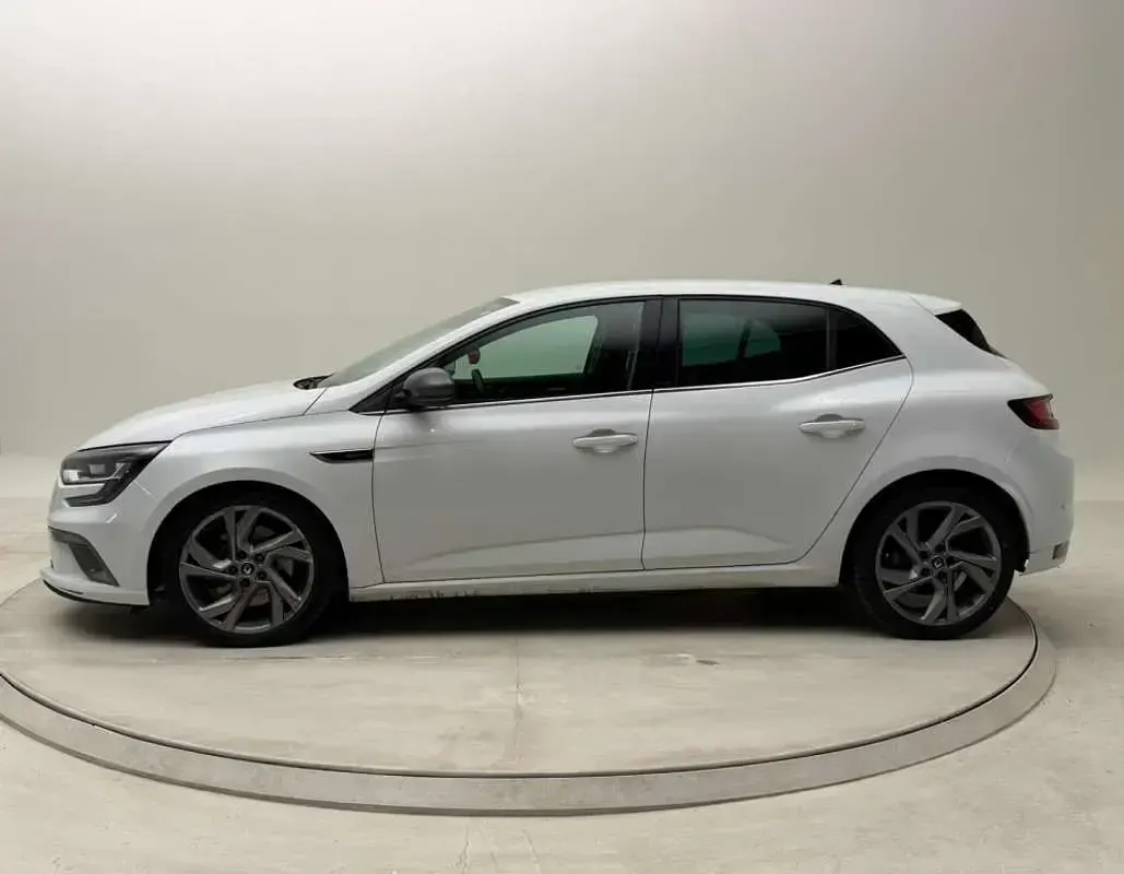 Usado Renault Mégane IV GT 205 CV (150 kW) 2017 Blanco Utilitario