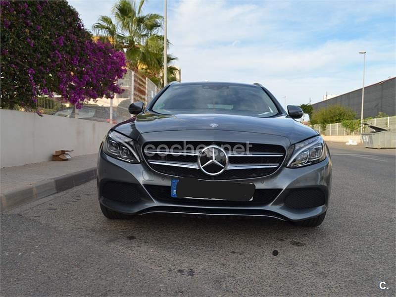 Usado Mercedes C250 211 CV (155 kW) 2016 Gris / plata Familiar