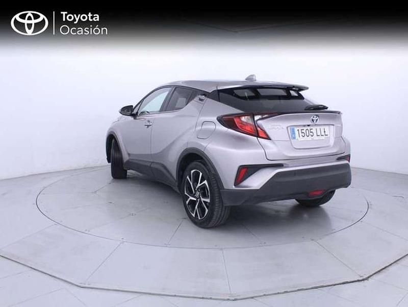 Usado Toyota C-HR Advance 122 CV (89 kW) 2020 Gris SUV