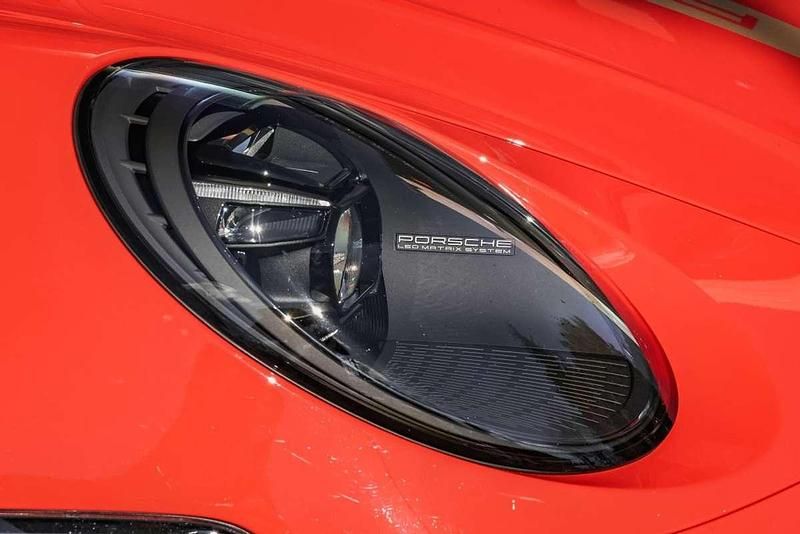 Usado Porsche 992 650 CV (478 kW) 2022 Naranja Coupe