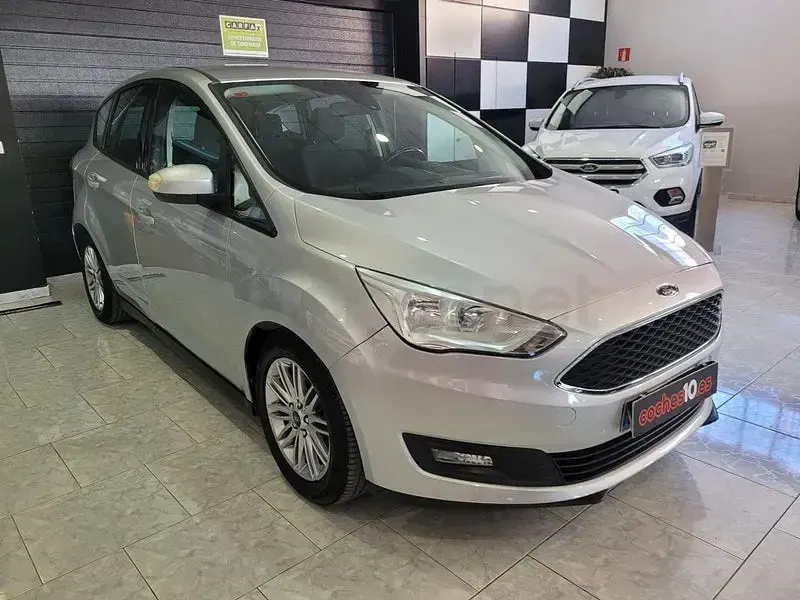 Usado Ford C-MAX Trend 125 CV (91 kW) 2017 Gris / plata Monovolumen
