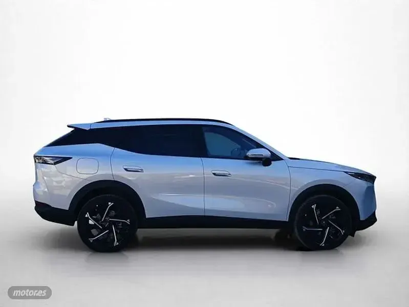 Usado Omoda 7 279 CV (205 kW) 2026 Plateado SUV