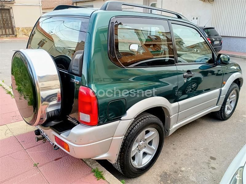 Usado Suzuki Grand Vitara 110 CV (80 kW) 2005 Verde SUV