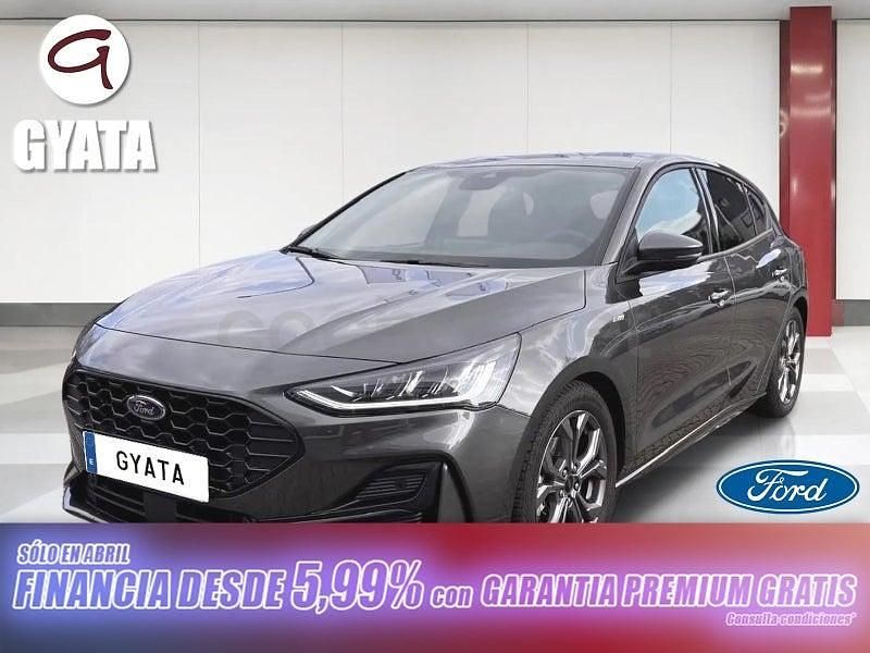 Usado Ford Focus ST-Line 155 CV (114 kW) 2024 Gris / plata Berlina