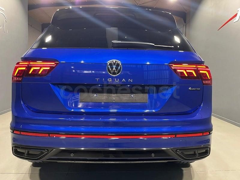 Usado VW Tiguan R-line 200 CV (147 kW) 2022 Azul SUV