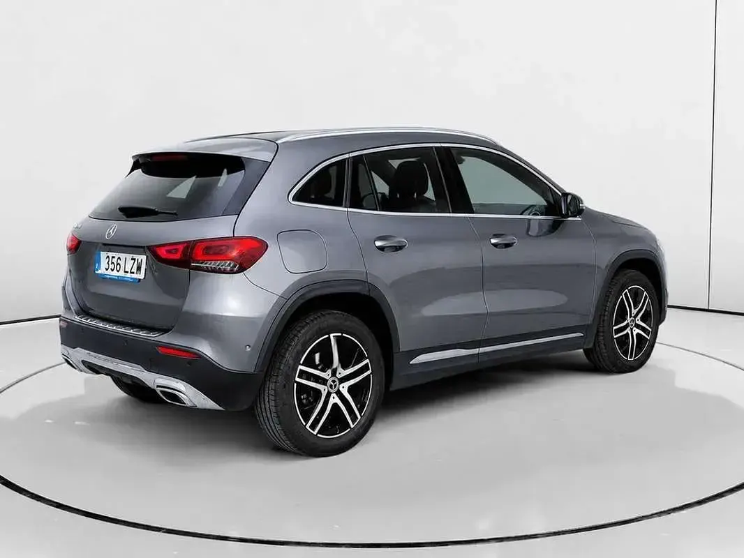 Usado Mercedes GLA250 218 CV (160 kW) 2022 Gris SUV
