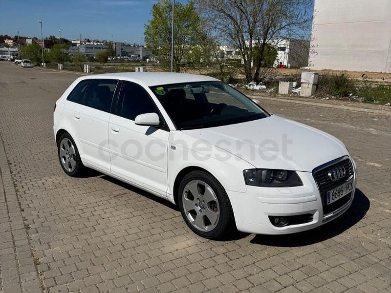 Usado Audi A3 Ambition 250 CV (183 kW) 2006 Blanco Utilitario