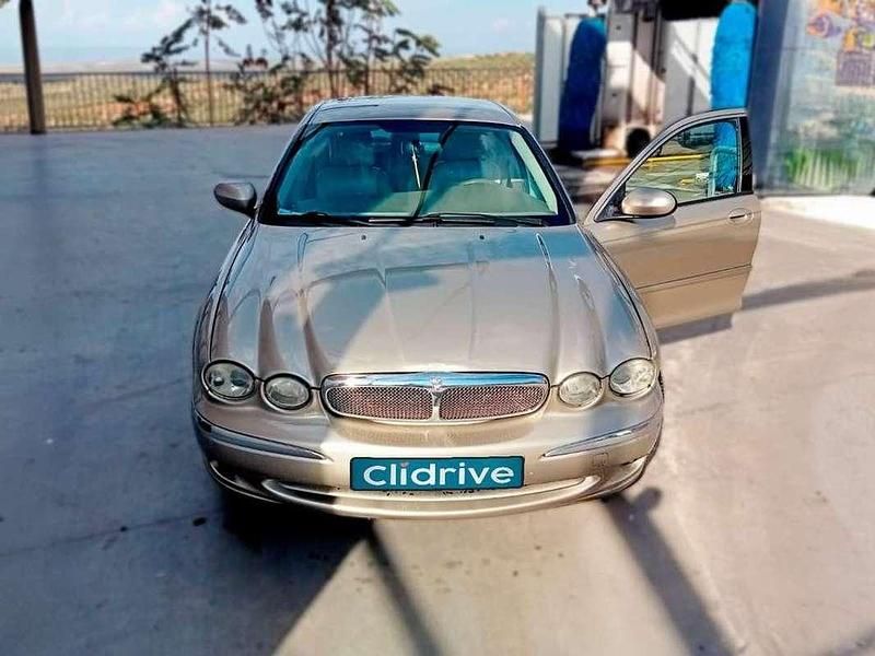 Usado Jaguar X-type Classic 131 CV (96 kW) 2005 Beige Berlina