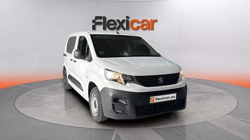 Usado Peugeot Partner 102 CV (75 kW) 2021 Blanco Monovolumen