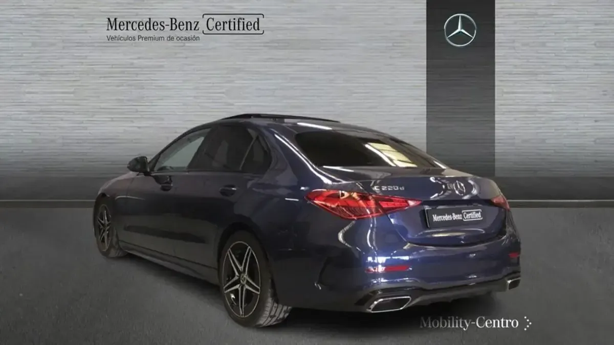 Usado Mercedes C220 197 CV (144 kW) 2025 Azul sodalita Berlina