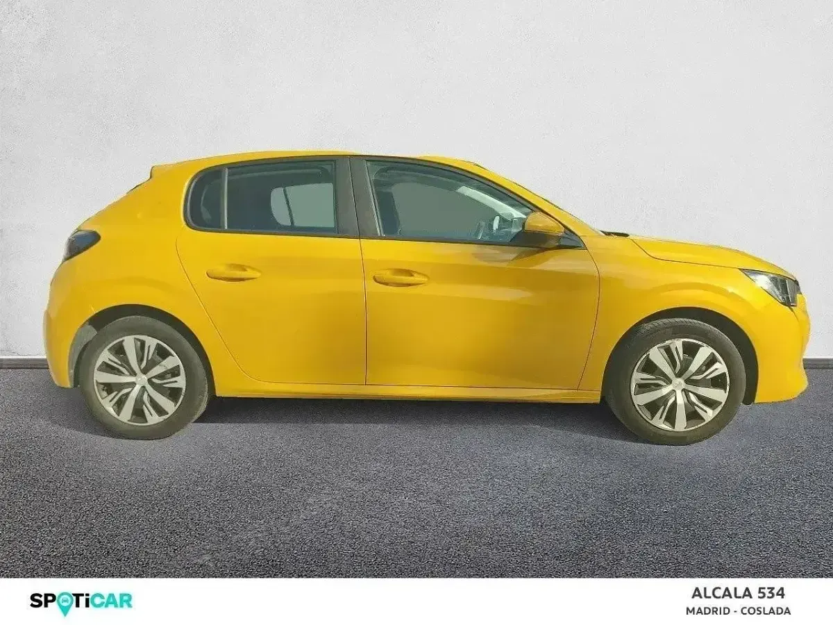 Usado Peugeot 208 Active 75 CV (55 kW) 2020 Amarillo Utilitario