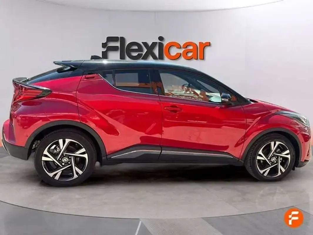 Usado Toyota C-HR Active 122 CV (89 kW) 2022 Rojo SUV