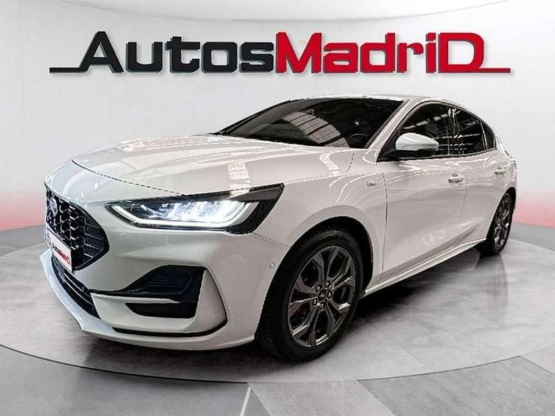 Usado Ford Focus ST-Line 125 CV (91 kW) 2022 Blanco Utilitario