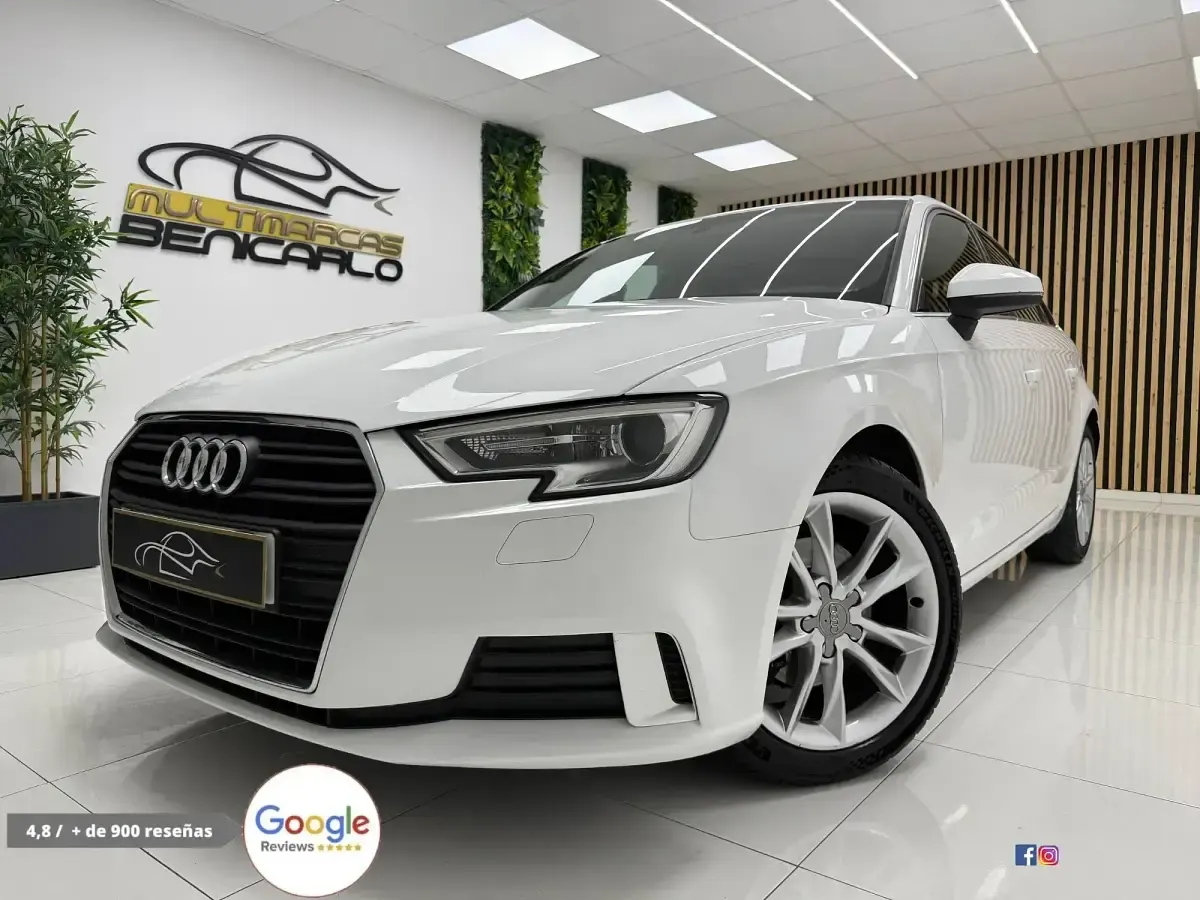 Usado Audi A3 Comfort 110 CV (80 kW) 2017 Blanco