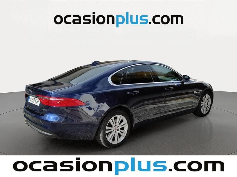 Usado Jaguar XF Prestige 180 CV (132 kW) 2019 Azul Berlina