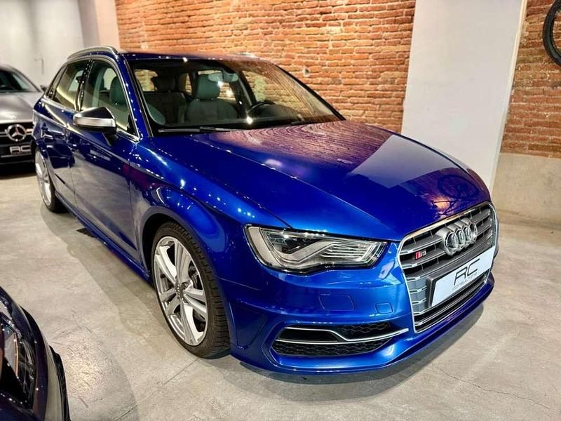 Usado Audi S3 Sportback 300 CV (220 kW) 2015 Azul Utilitario
