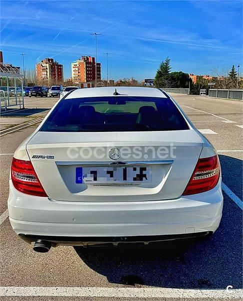 Używany Mercedes C220 170 KM (125 kW) 2012 Biały Coupe