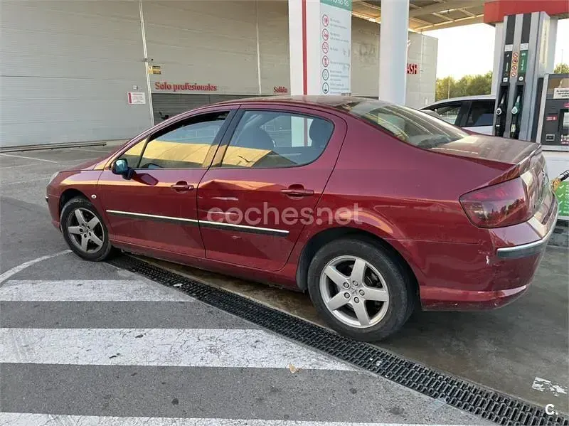 Usado Peugeot 407 110 CV (80 kW) 2006 Granate Berlina